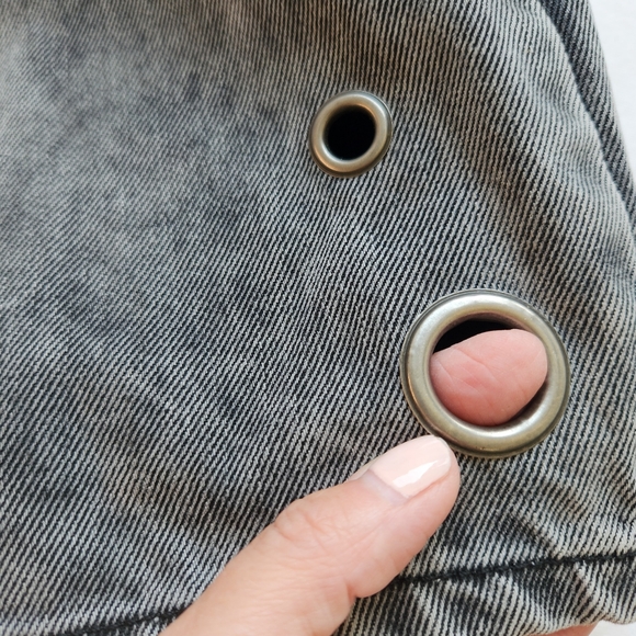 Hot Topic Black Star Grommet Wide Leg Denim Pants Jeans Grunge Goth Punk Size 7 - Picture 10 of 17